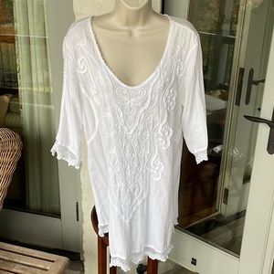 White Cotton Stitched Tunic